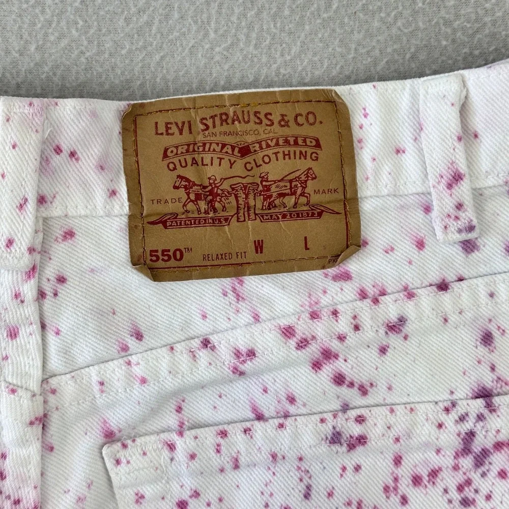 VTG Levi's 550 Relaxed Fit Shorts Women 11 White Tie Dye Splatter‎ Denim 90s USA